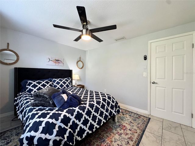 2726 49TH AVENUE W 2726, Bradenton, FL 34207