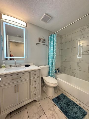 2726 49TH AVENUE W 2726, Bradenton, FL 34207
