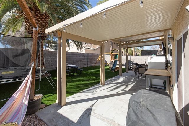 1705 Council Bluff Lane, North Las Vegas, NV 89031