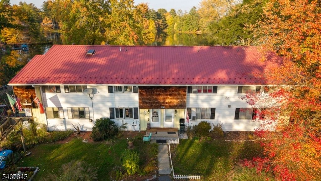 109 B North Shore Pt O2 B, Montague Twp., NJ 07827 — exterior