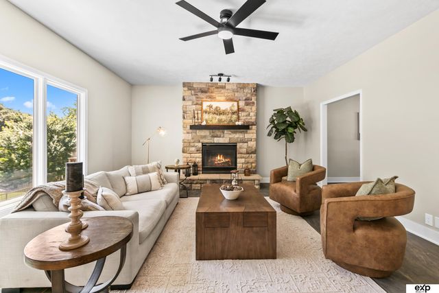 6123 S 178th Street, Omaha, NE 68135