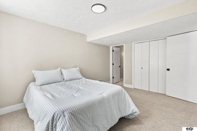 6123 S 178th Street, Omaha, NE 68135