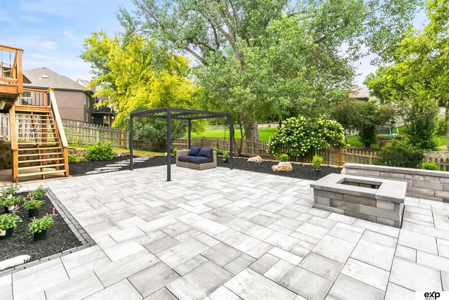 6123 S 178th Street, Omaha, NE 68135