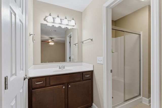 212 Highland Villa Cir, Nashville, TN 37211