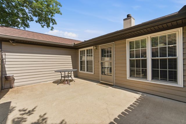 212 Highland Villa Cir, Nashville, TN 37211