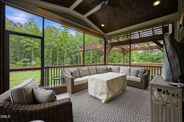 1537 Sweetwater Lane, Raleigh, NC 27610