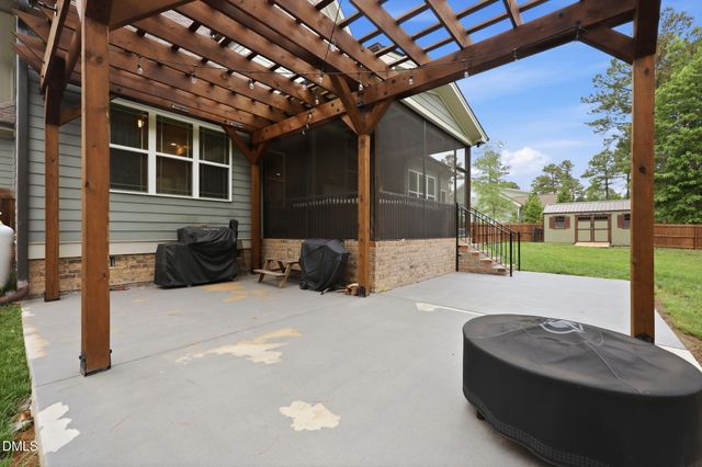 1537 Sweetwater Lane, Raleigh, NC 27610