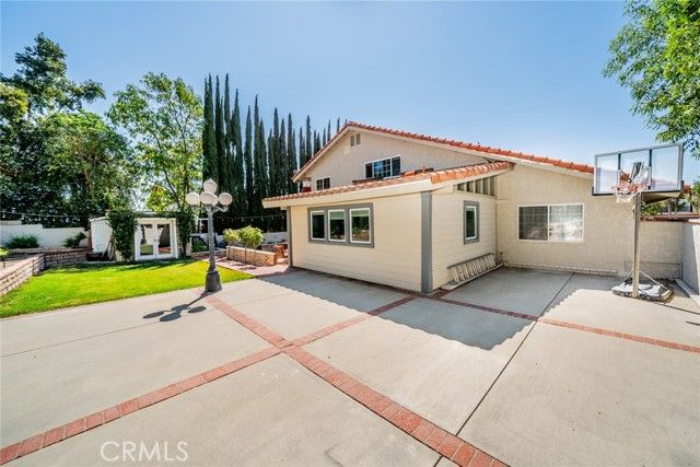937 Emerson, Upland, CA 91784