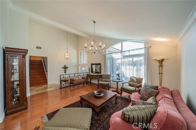 937 Emerson, Upland, CA 91784