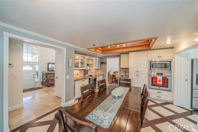 937 Emerson, Upland, CA 91784