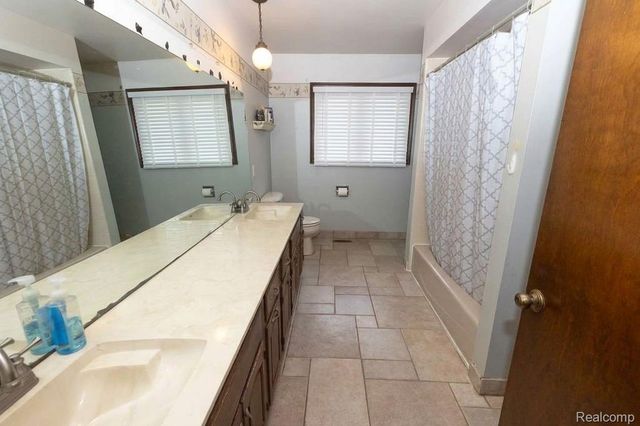4177 Lake George Road, Dryden Township, MI 48428