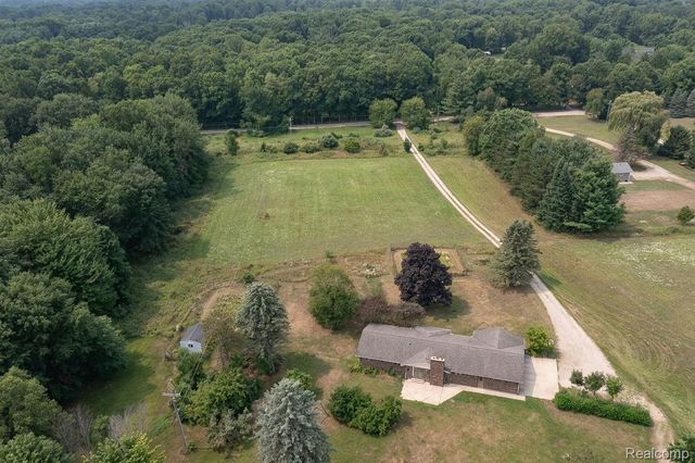 4177 Lake George Road, Dryden Township, MI 48428