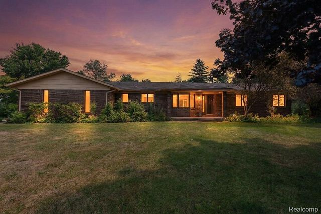 4177 Lake George Road, Dryden Township, MI 48428