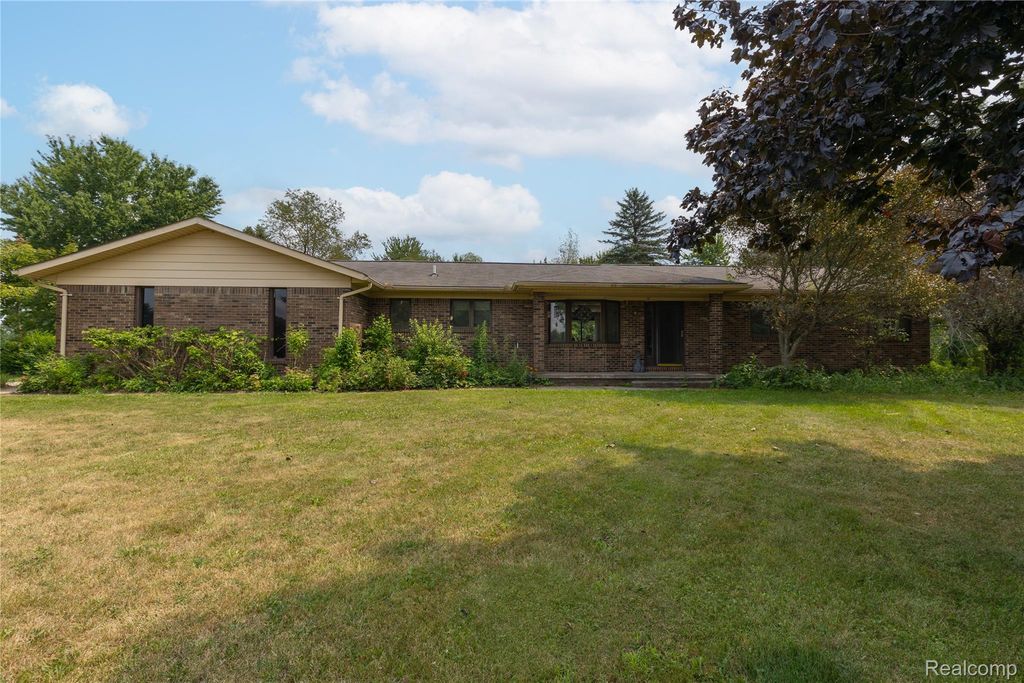 4177 Lake George Road, Dryden Township, MI 48428