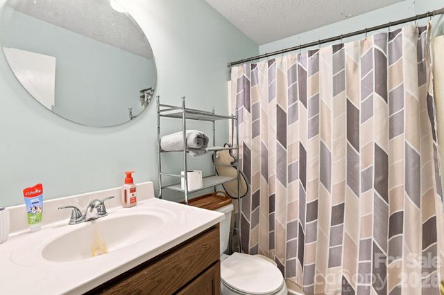 4204 Homeplace Drive, Shelby, NC 28152