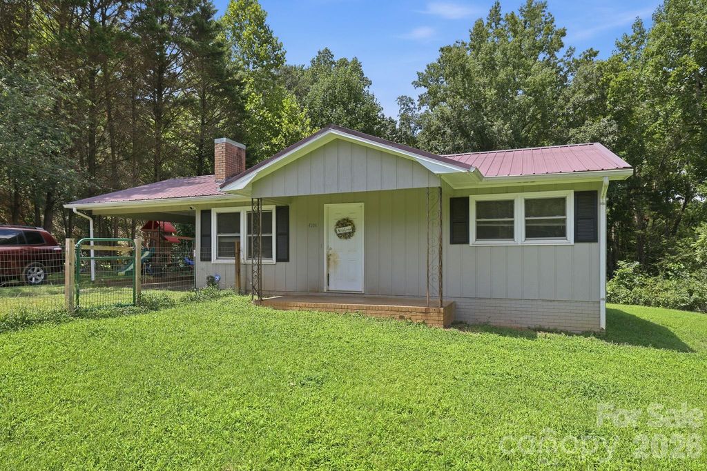 4204 Homeplace Drive, Shelby, NC 28152