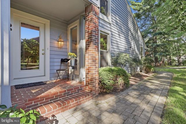 11411 ORCHARD GREEN CT, Reston, VA 20190