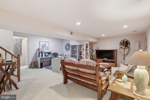 11411 ORCHARD GREEN CT, Reston, VA 20190