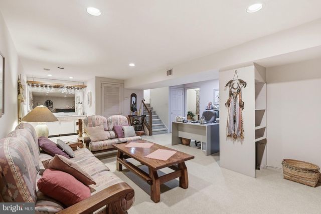 11411 ORCHARD GREEN CT, Reston, VA 20190