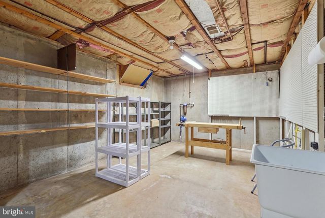 11411 ORCHARD GREEN CT, Reston, VA 20190