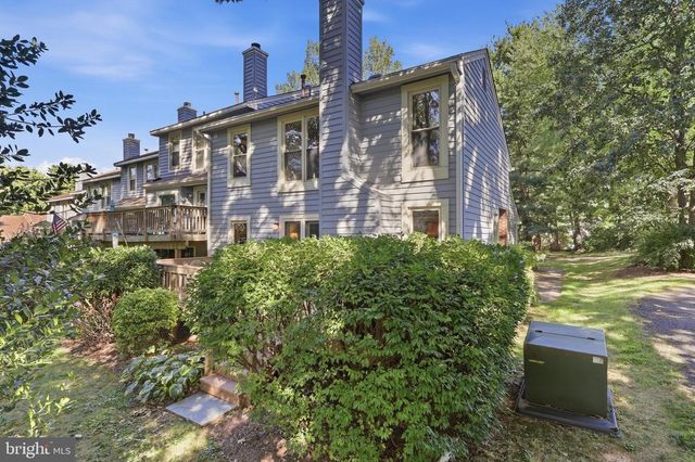 11411 ORCHARD GREEN CT, Reston, VA 20190