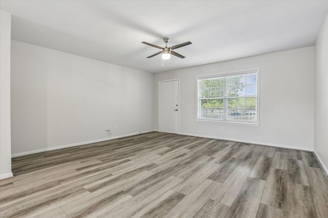 9019 Gaylord Street 75, Houston, TX 77024