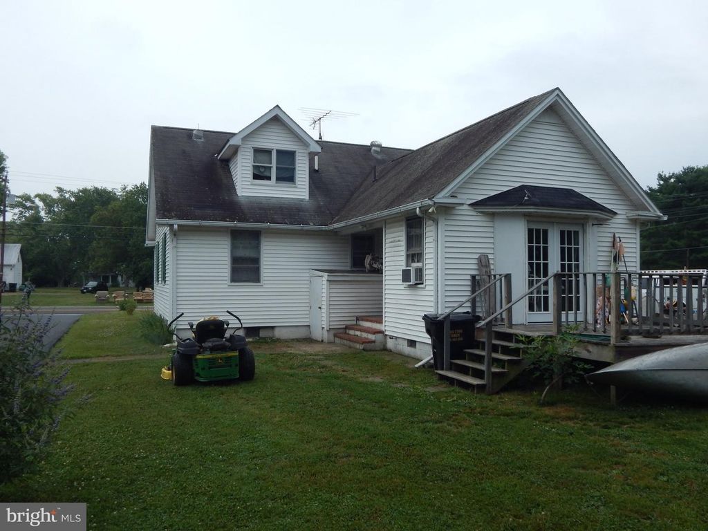 5548 S MAIN ST, Rock Hall, MD 21661