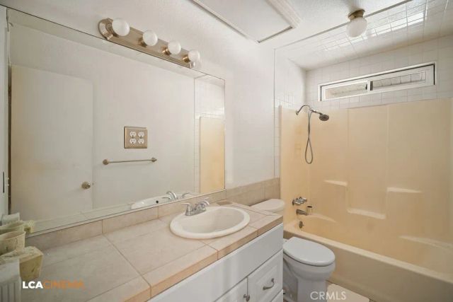 600 Stirrup, Bakersfield, CA 93307
