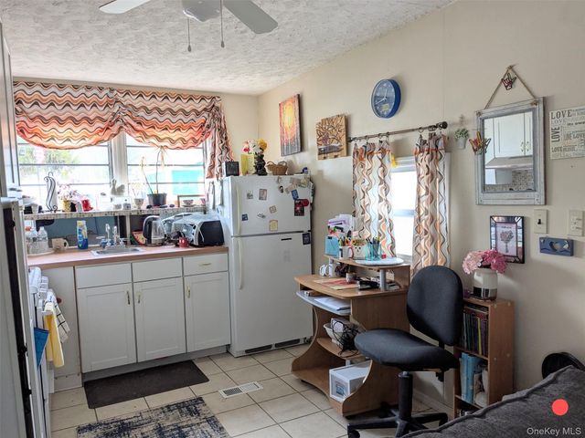 10 Treeline Circle 10, Cold Spring, NY 10516