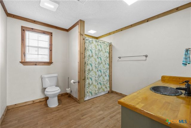 239 Wildwood Avenue, Elm Mott, TX 76640