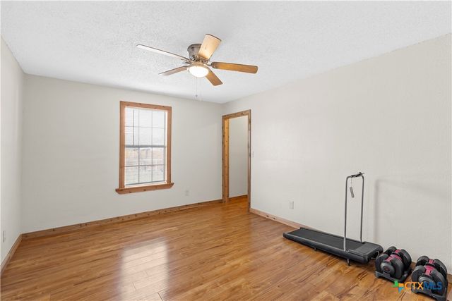 239 Wildwood Avenue, Elm Mott, TX 76640