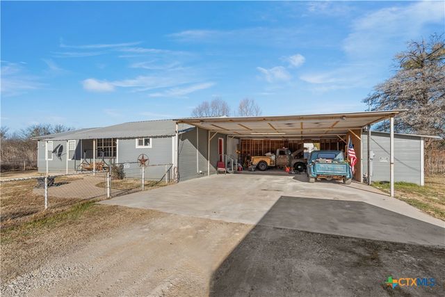 239 Wildwood Avenue, Elm Mott, TX 76640