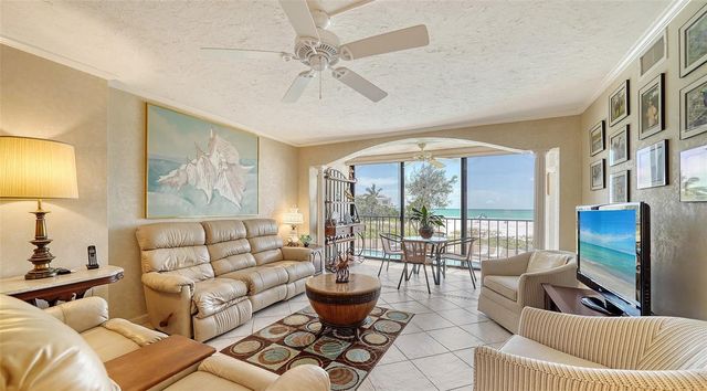 19 WHISPERING SANDS DRIVE 201, Sarasota, FL 34242