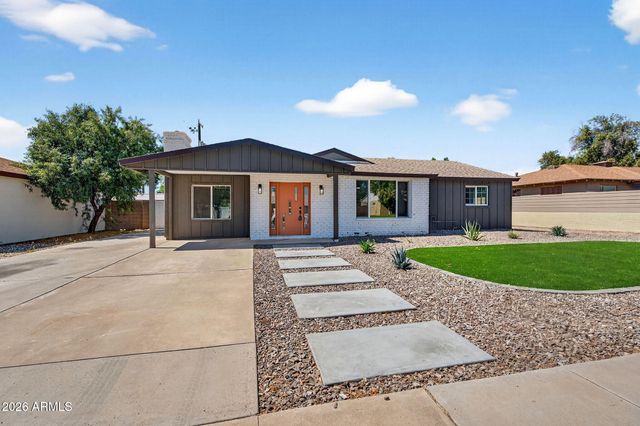 5724 N 13TH Place, Phoenix, AZ 85014