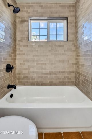 5724 N 13TH Place, Phoenix, AZ 85014