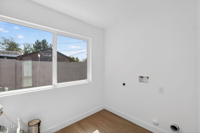 5724 N 13TH Place, Phoenix, AZ 85014