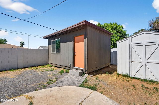 5724 N 13TH Place, Phoenix, AZ 85014