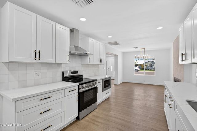 5724 N 13TH Place, Phoenix, AZ 85014