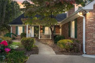 800 Buffington Court, Winston-salem, NC 27104