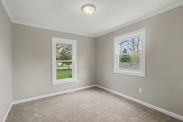 28161 58th Avenue, Paw Paw, MI 49079