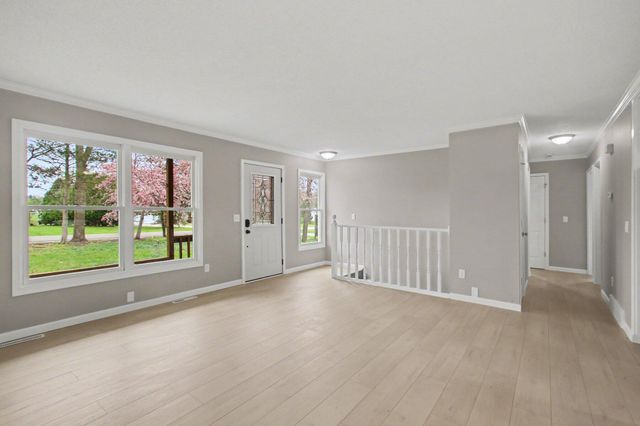 28161 58th Avenue, Paw Paw, MI 49079