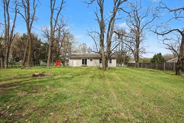 28161 58th Avenue, Paw Paw, MI 49079