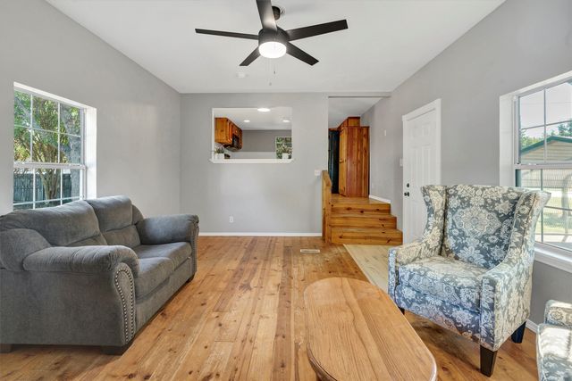 1941 Lariat Lane, Burleson, TX 76028