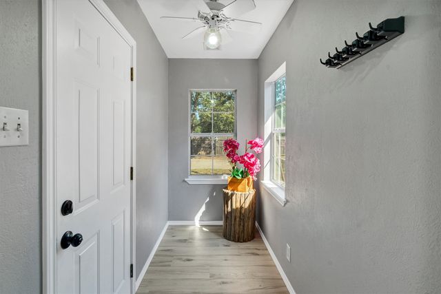 1941 Lariat Lane, Burleson, TX 76028