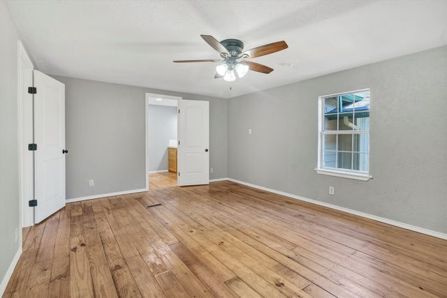 1941 Lariat Lane, Burleson, TX 76028