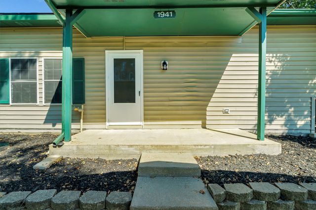 1941 Lariat Lane, Burleson, TX 76028