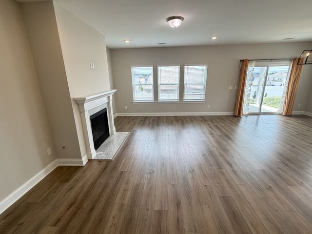694 Castle Rd, Mount Juliet, TN 37122