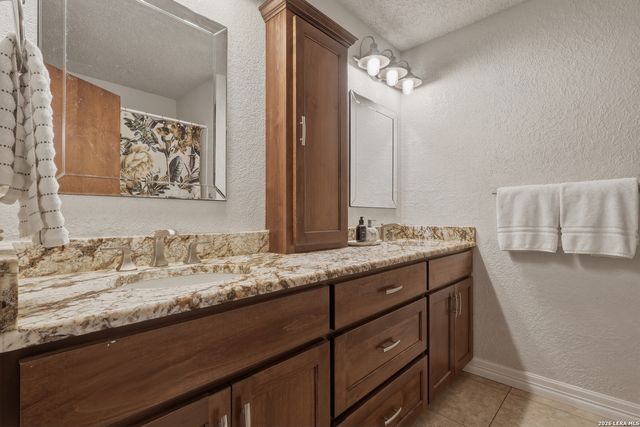 15127 Forest Country, San Antonio, TX 78232