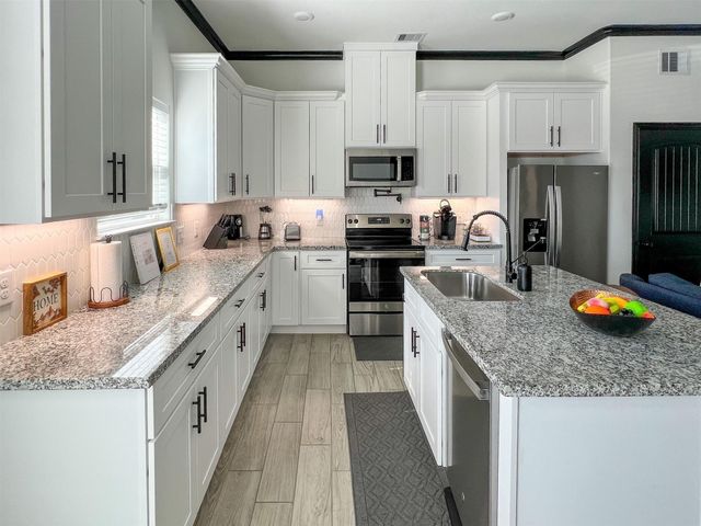 3407 Sakowitz Street A-B, Houston, TX 77026