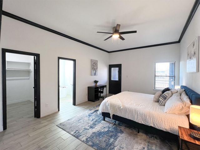 3407 Sakowitz Street A-B, Houston, TX 77026